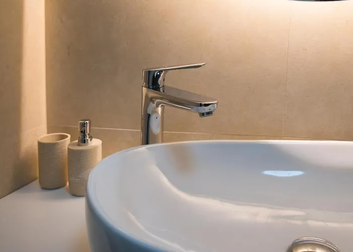 公寓 Elegant & Spacious 110m2 Luxury With 3br & Pool At Ciovo - Fiorentini