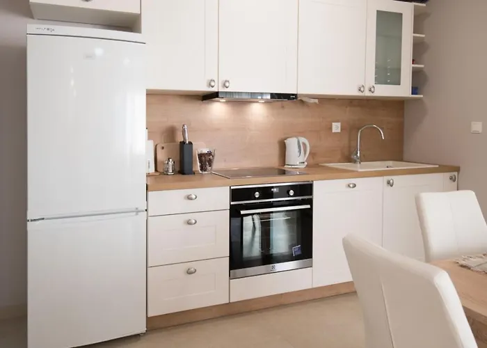 Appartement Elegant & Spacious 110m2 Luxury With 3br & Pool At Ciovo - Fiorentini *