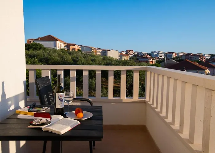 Elegant & Spacious 110m2 Luxury With 3br & Pool At Ciovo - Fiorentini * Trogir