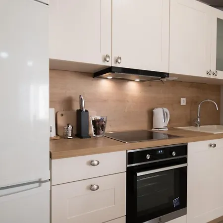 Elegant & Spacious 110m2 Luxury With 3br & Pool At Ciovo - Fiorentini * Trogir