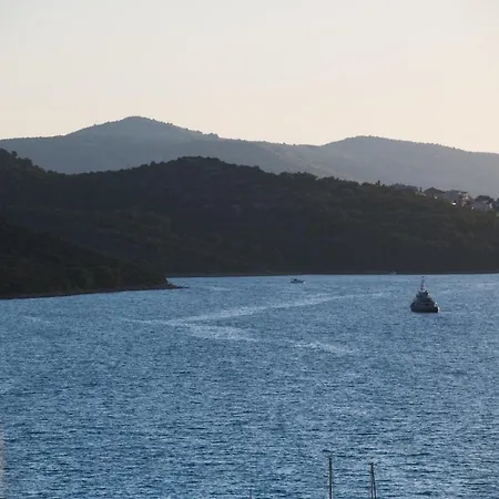 Brand New Aparment With Sea View & Swimming Pool At Ciovo - Fiorentini Apartment Trogir